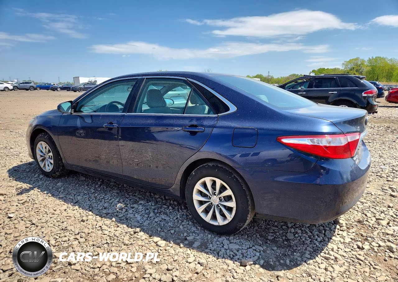 2015 Toyota Camry Le VIN:4T4BF1FK7FR483902 - 2