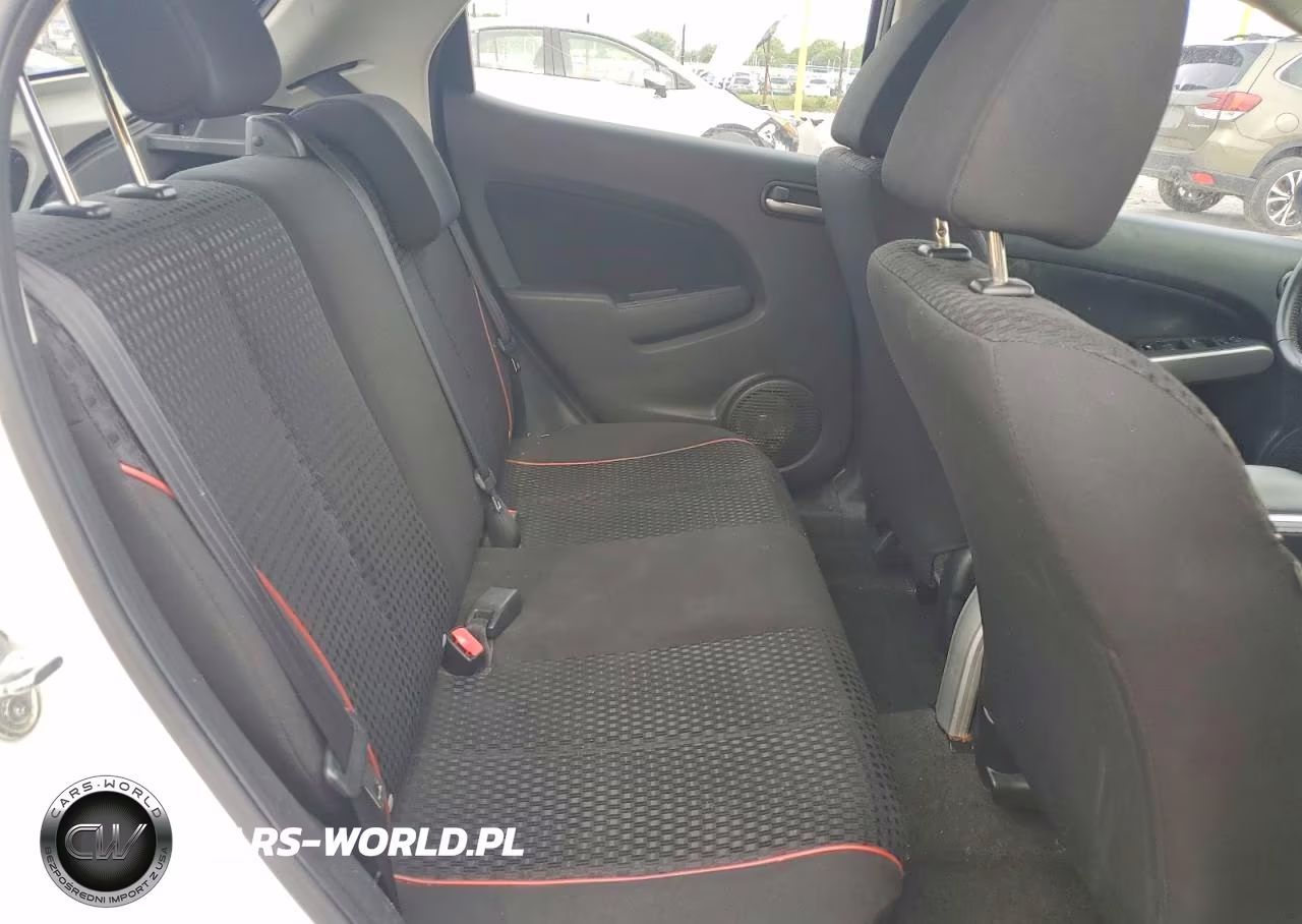 2011 Mazda Mazda 2 VIN:JM1DE1HYXB0109930 - 11