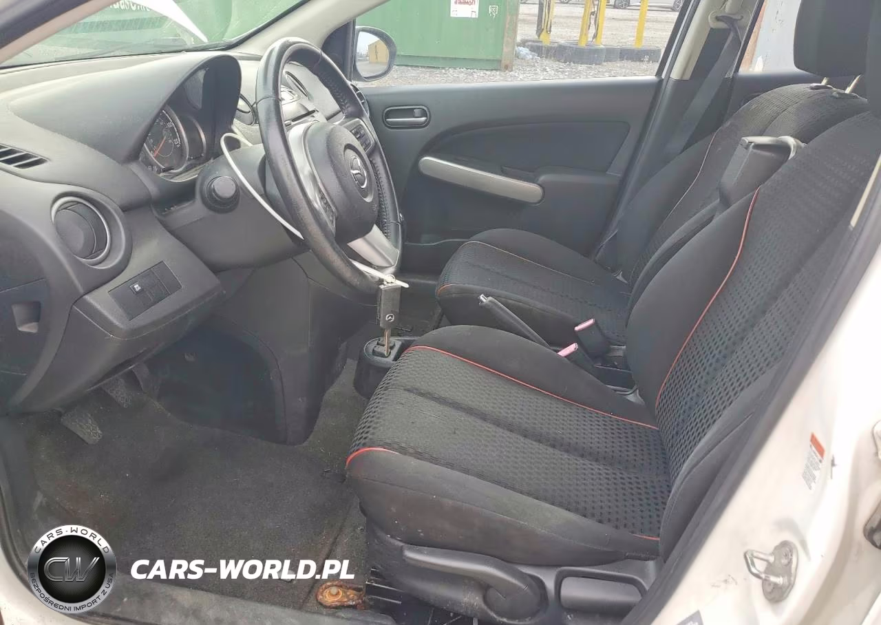 2011 Mazda Mazda 2 VIN:JM1DE1HYXB0109930 - 7