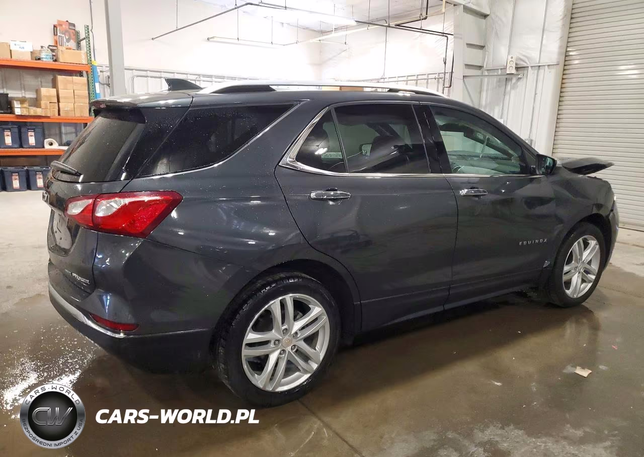 2020 Chevrolet Equinox Premier VIN:2GNAXXEV1L6197910 - 3