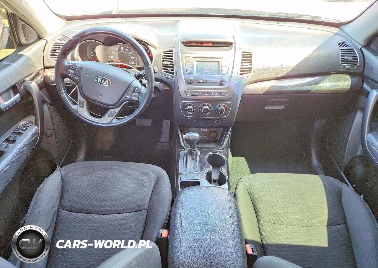 2015 Kia Sorento Lx VIN:5XYKTCA6XFG553942 - 8