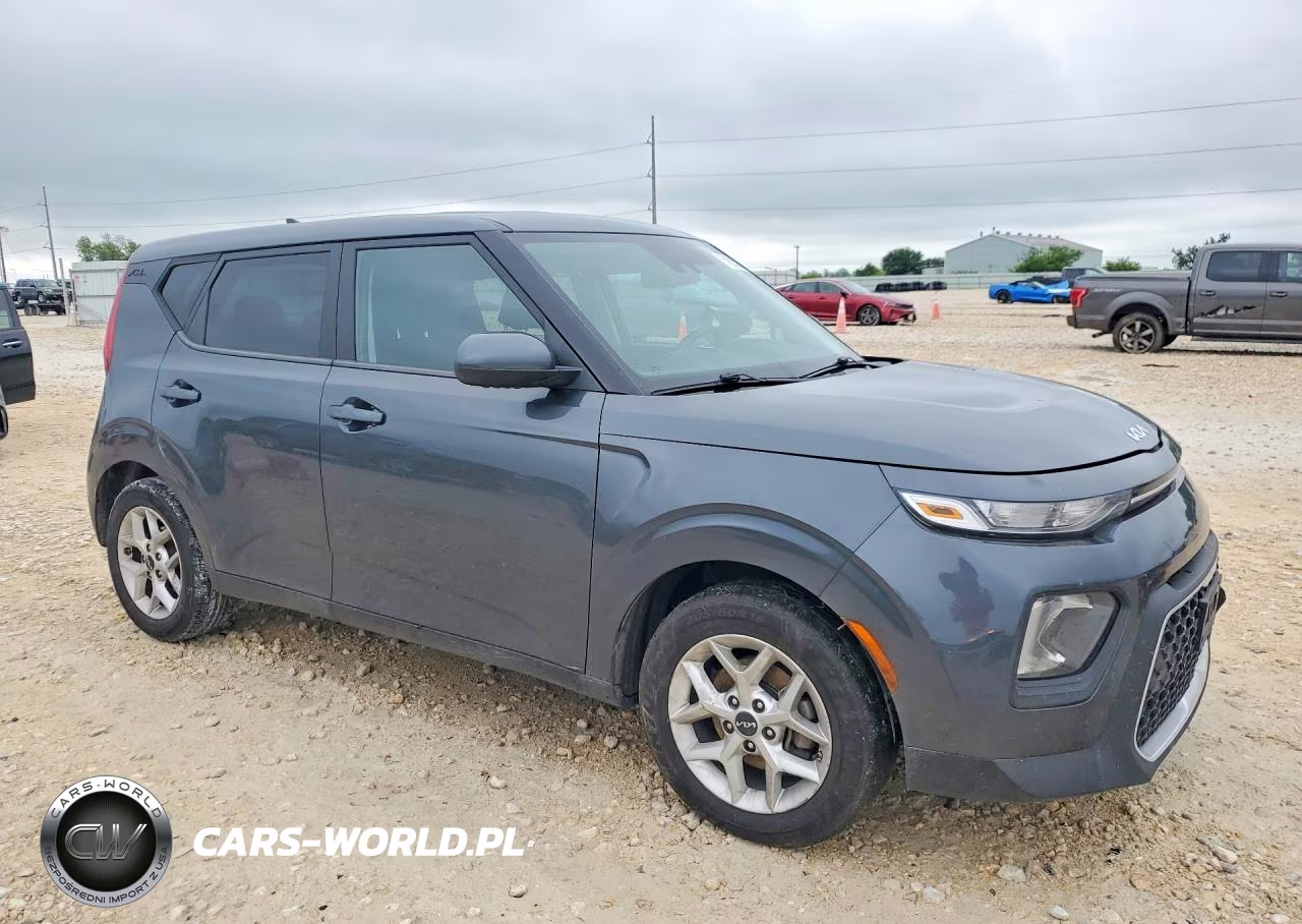 2022 Kia Soul Lx VIN:KNDJ23AU6N7827114 - 4