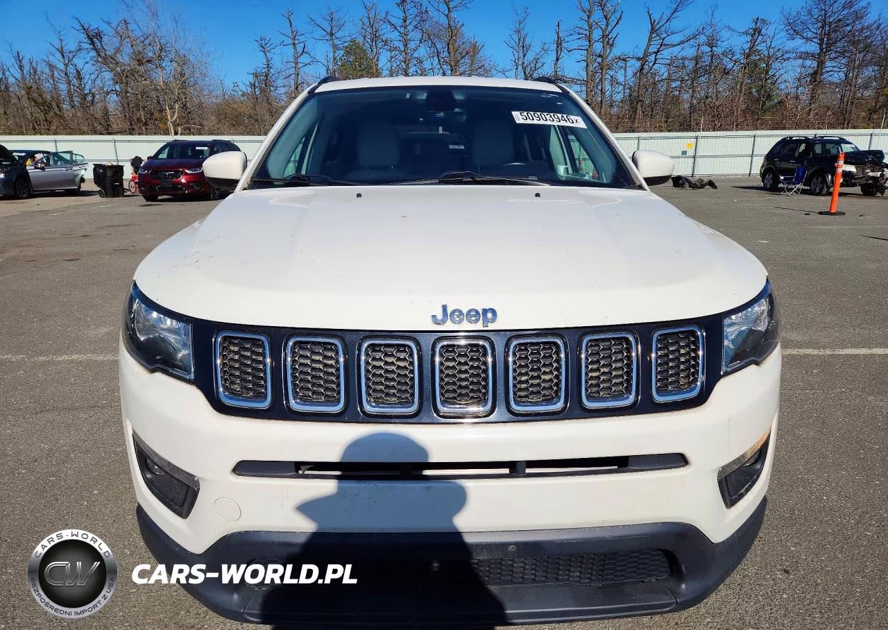 2017 Jeep Compass Latitude VIN:3C4NJDBB4HT679777 - 5