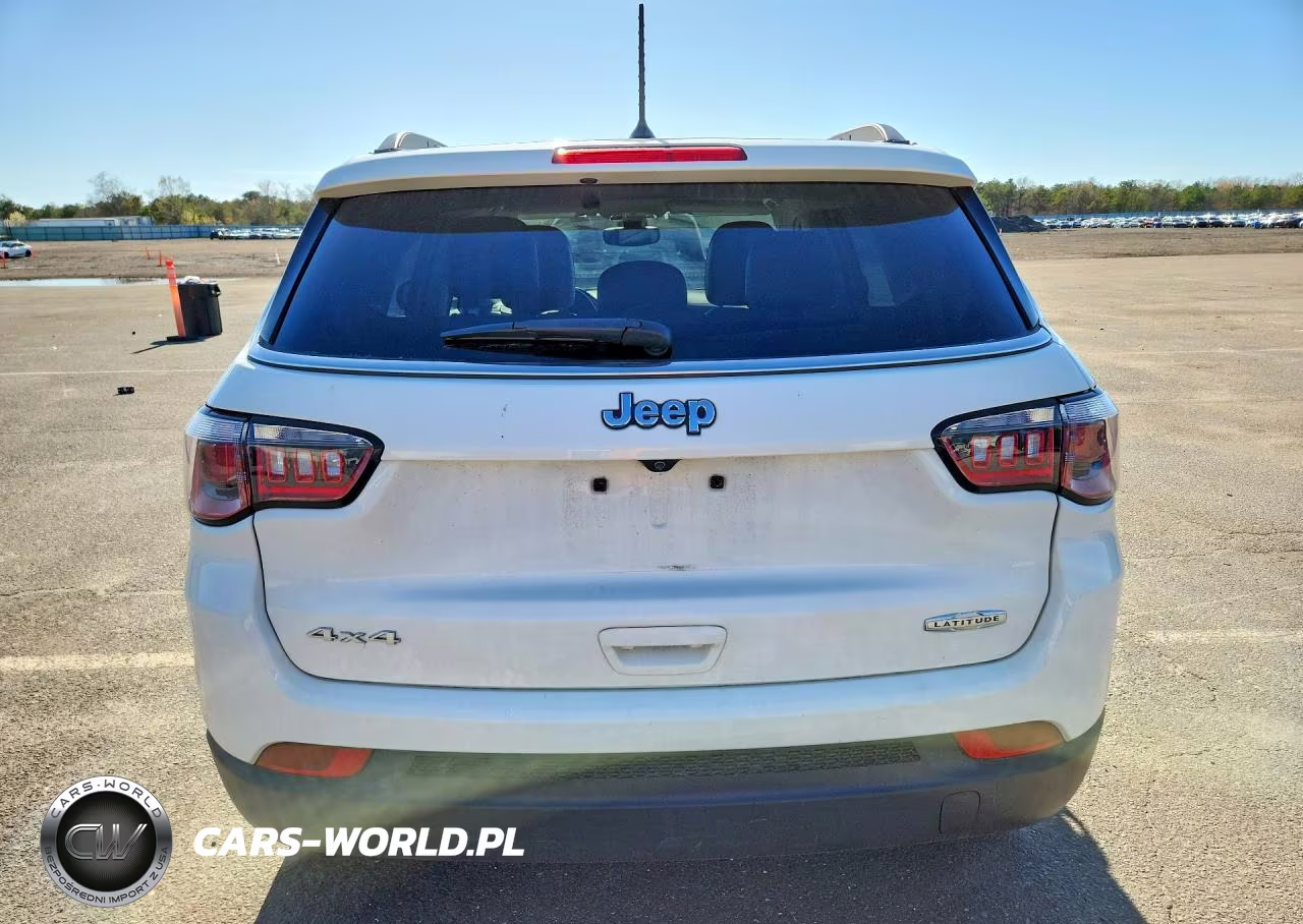 2017 Jeep Compass Latitude VIN:3C4NJDBB4HT679777 - 6