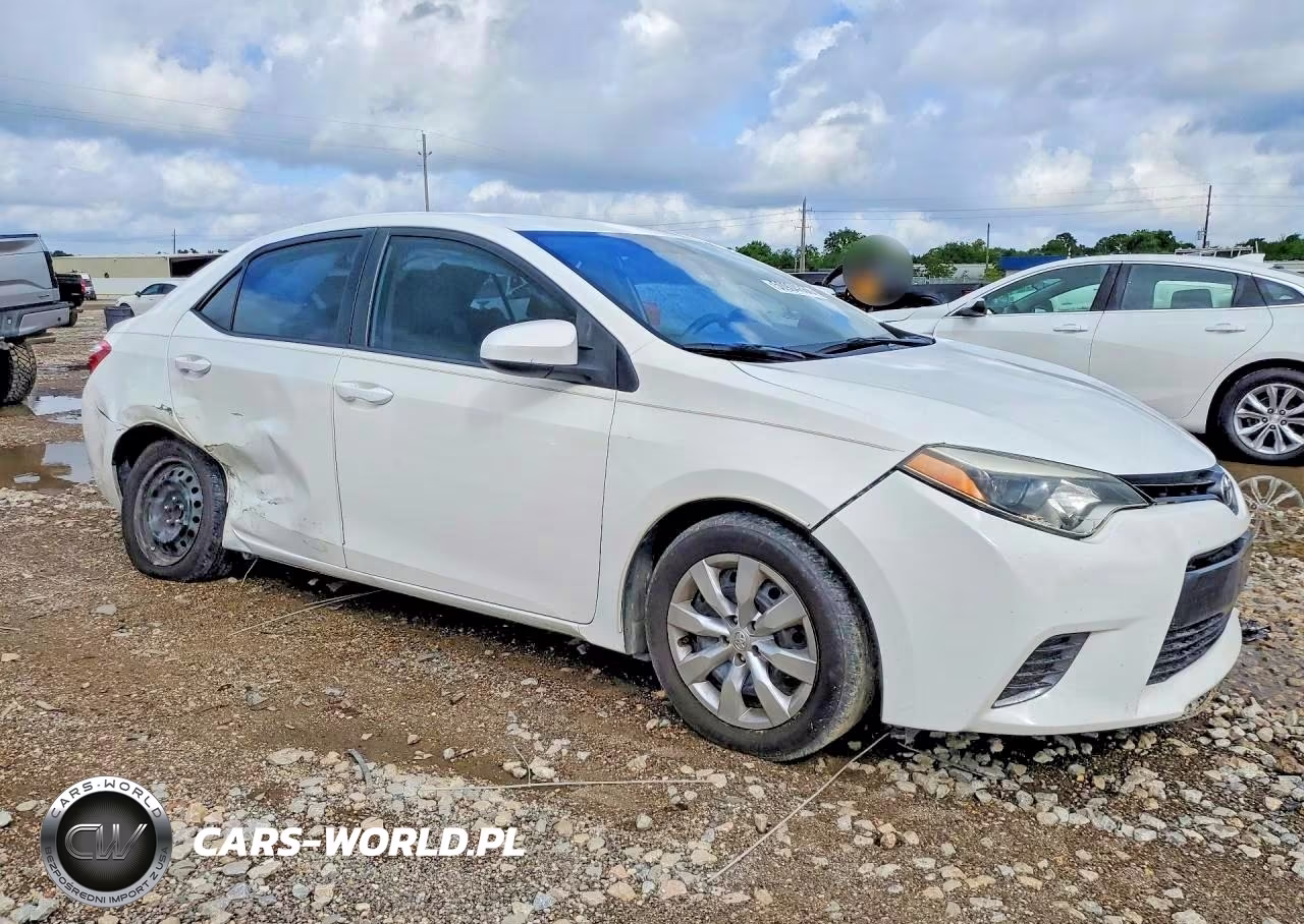 2015 Toyota Corolla Le VIN:2T1BURHEXFC444728 - 4