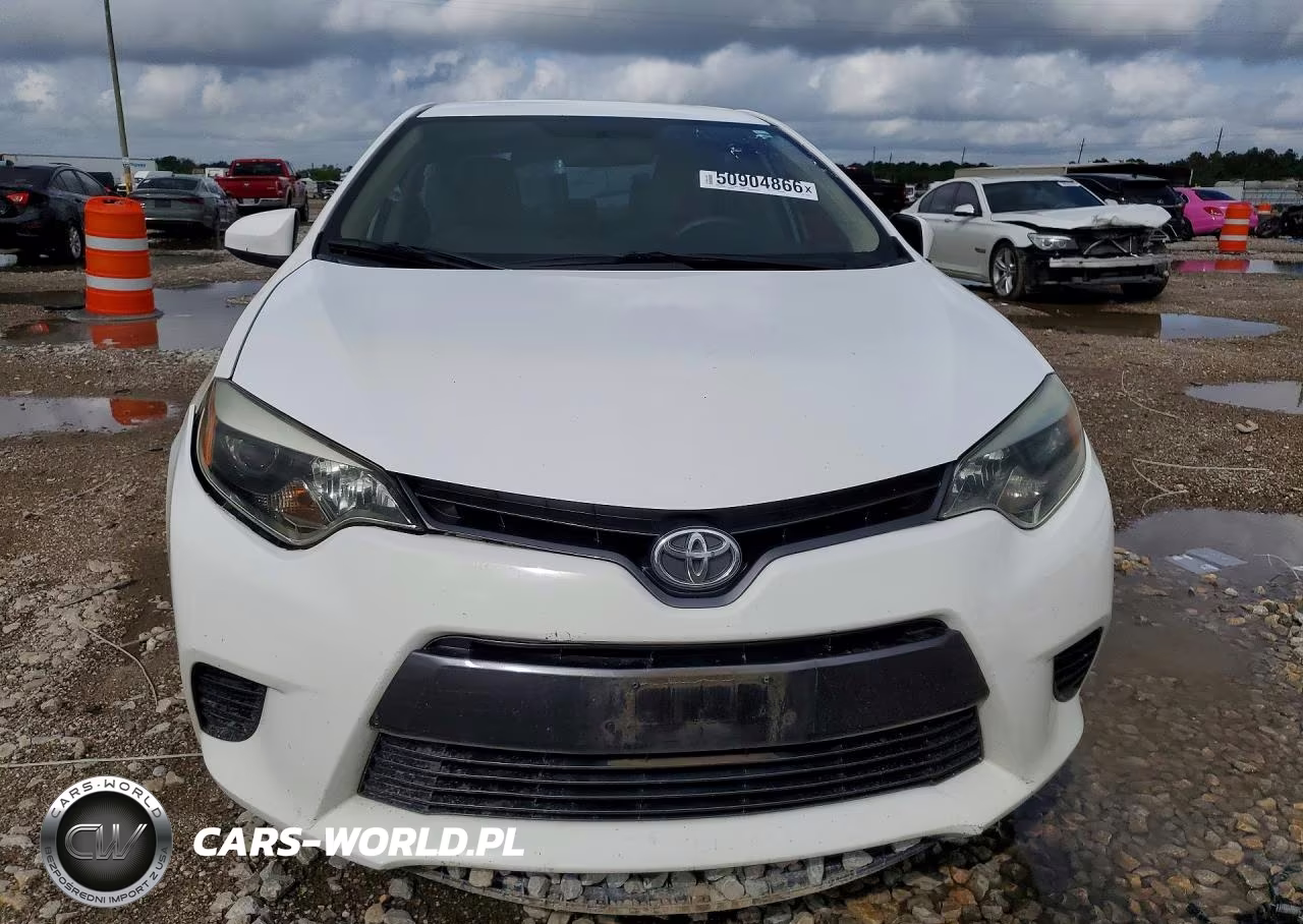 2015 Toyota Corolla Le VIN:2T1BURHEXFC444728 - 5