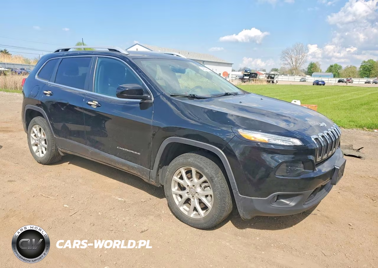 2017 Jeep Cherokee VIN:1C4PJLCB8HW619562 - 4