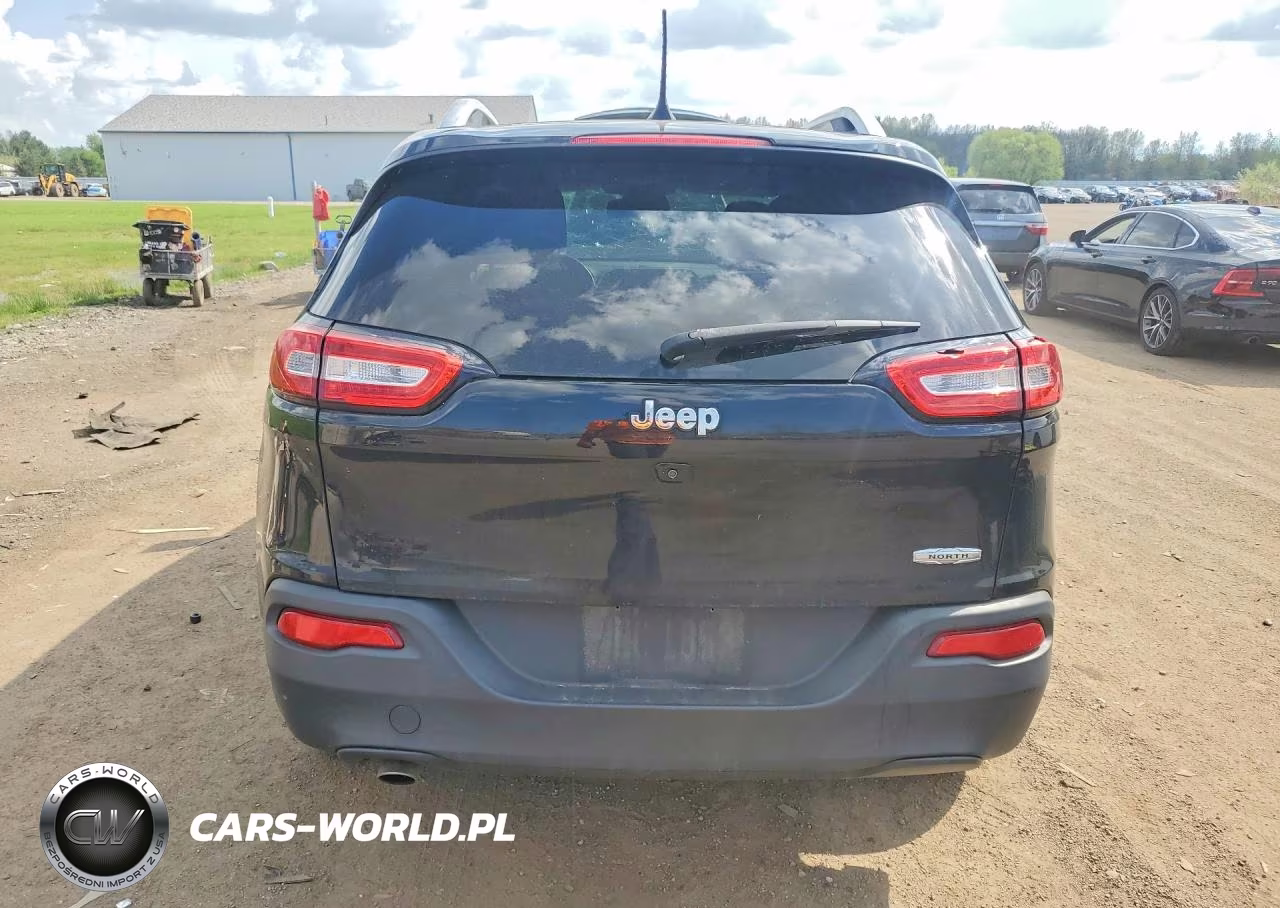 2017 Jeep Cherokee VIN:1C4PJLCB8HW619562 - 6