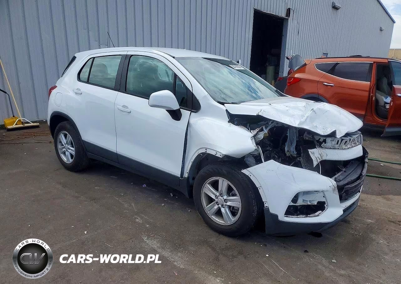 2019 Chevrolet Trax Ls VIN:3GNCJKSB1KL362193 - 4
