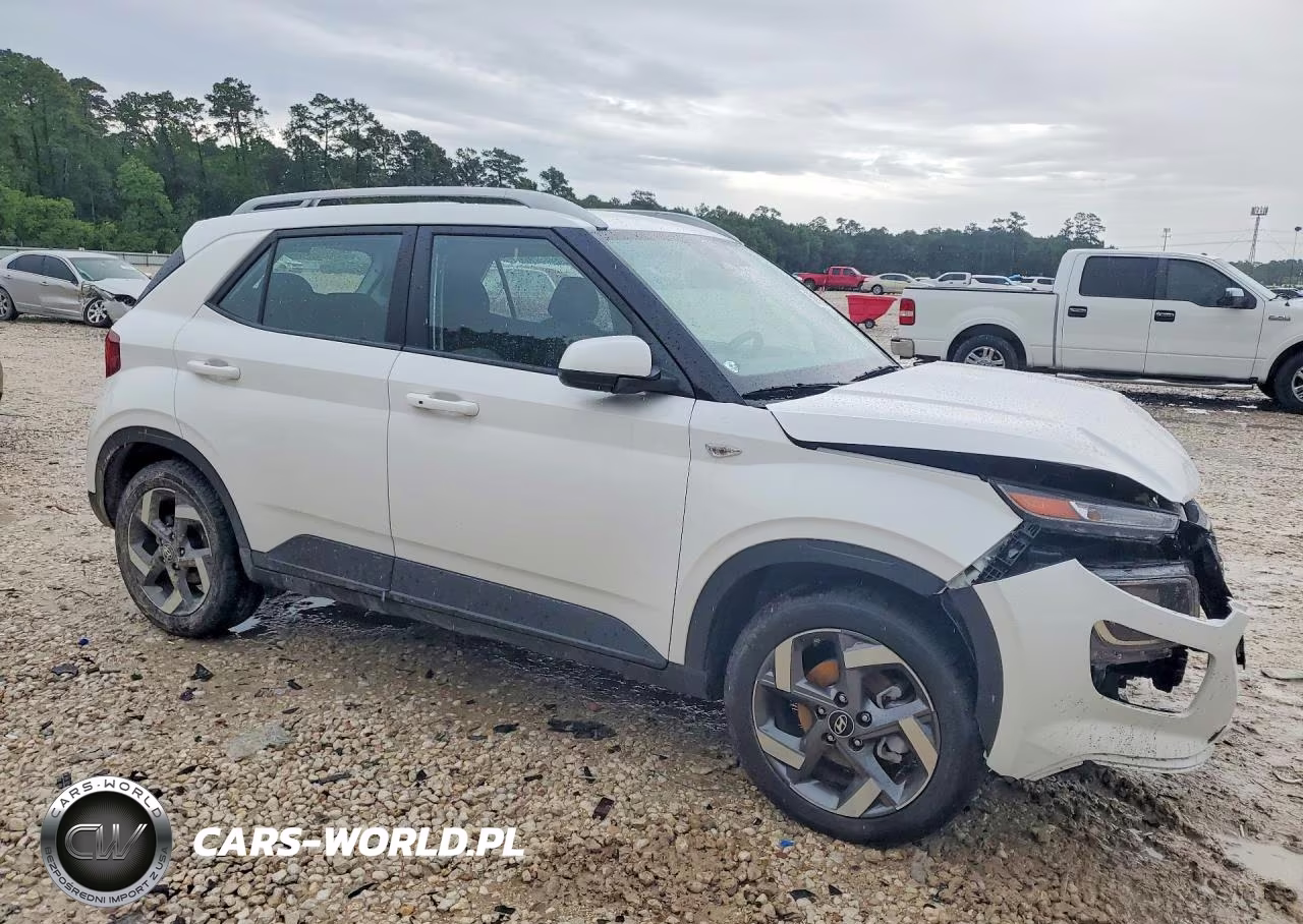 2025 Hyundai Venue Sel VIN:KMHRC8A31SU356163 - 4