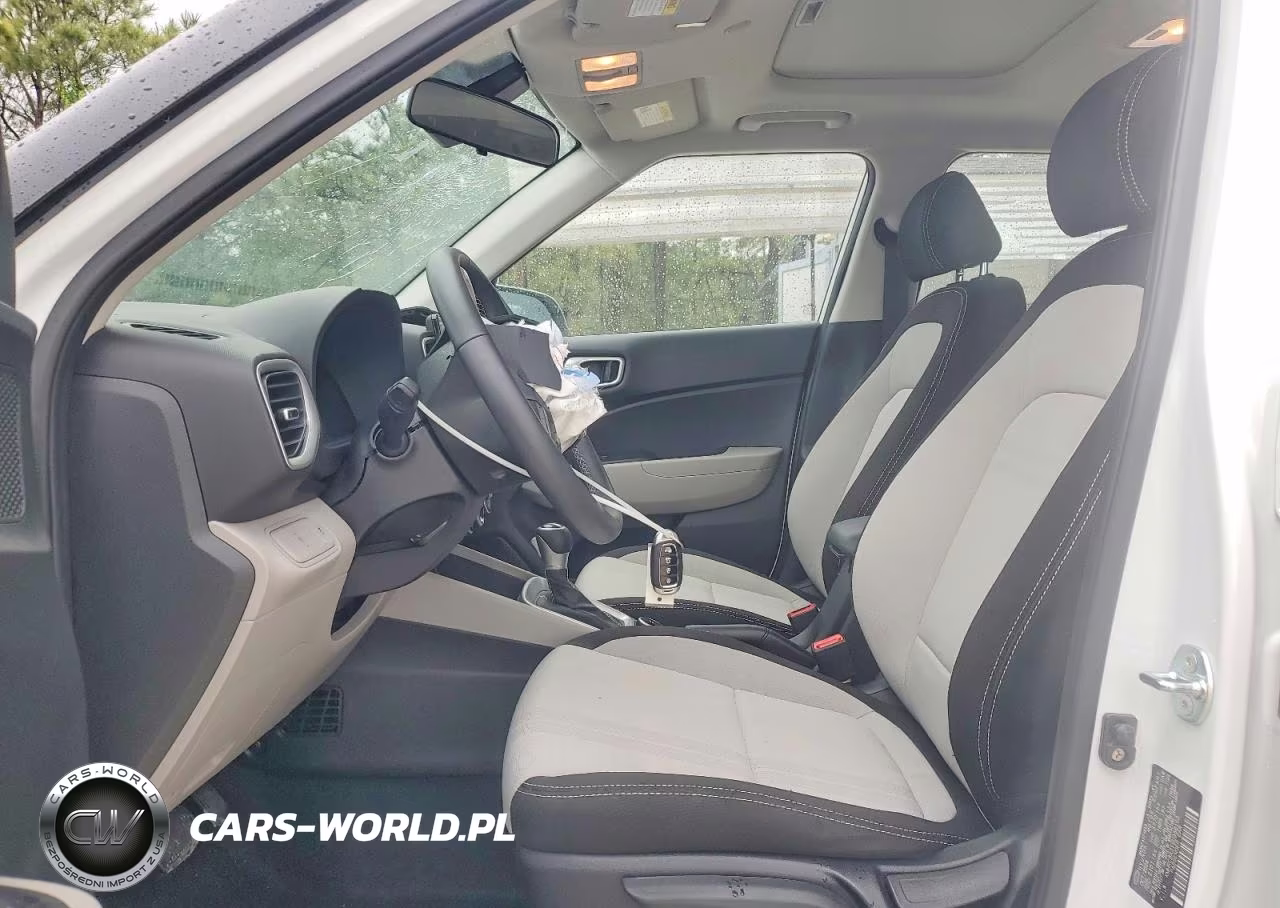 2025 Hyundai Venue Sel VIN:KMHRC8A31SU356163 - 7
