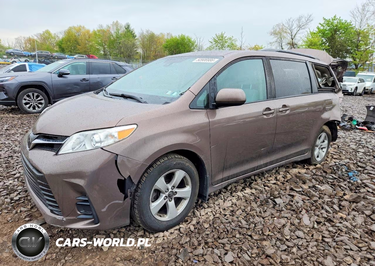 2020 Toyota Sienna Le