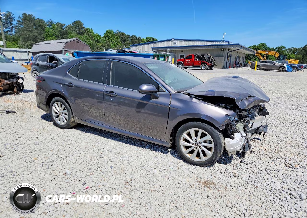 2021 Toyota Camry Le VIN:4T1C11AK0MU613181 - 4