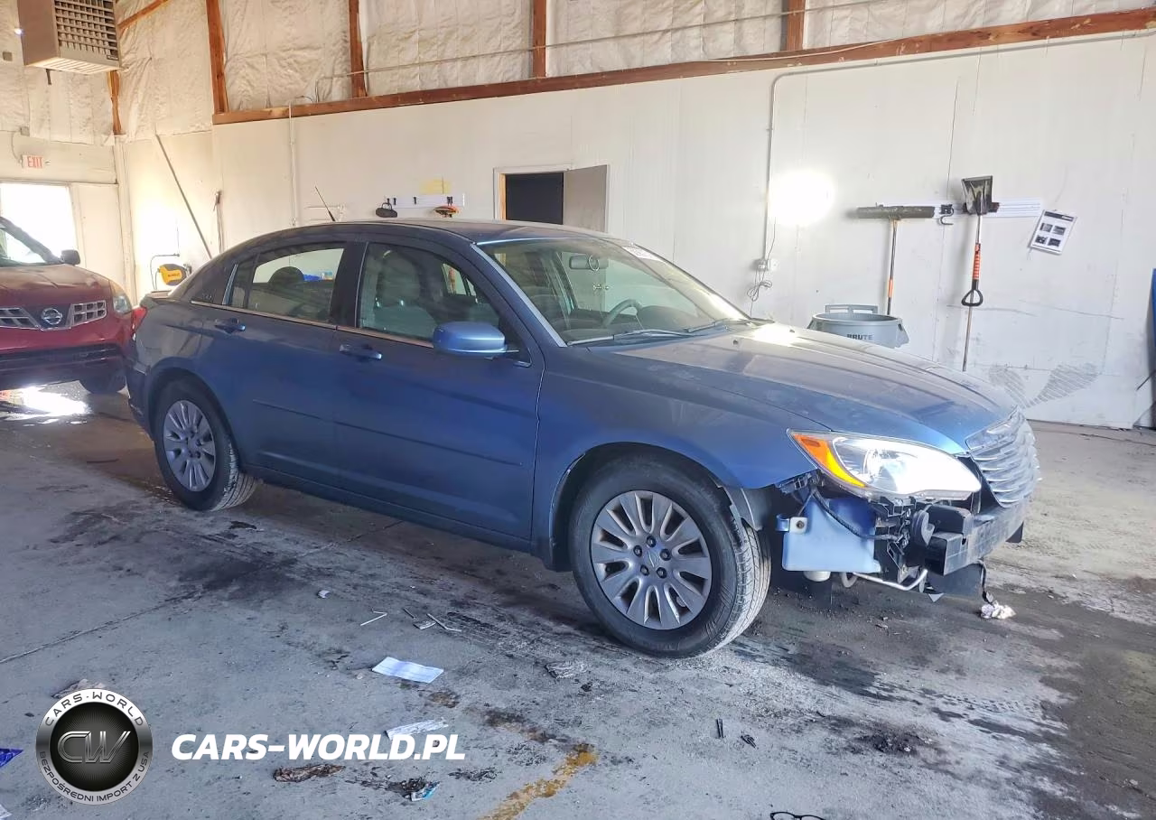 2011 Chrysler 200 Lx VIN:1C3BC4FB3BN550531 - 4