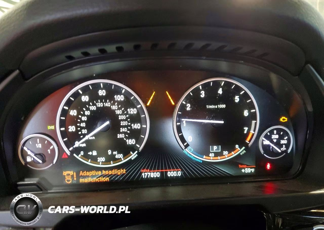2018 BMW X5 xDrive35I VIN:5UXKR0C59J0X88816 - 9