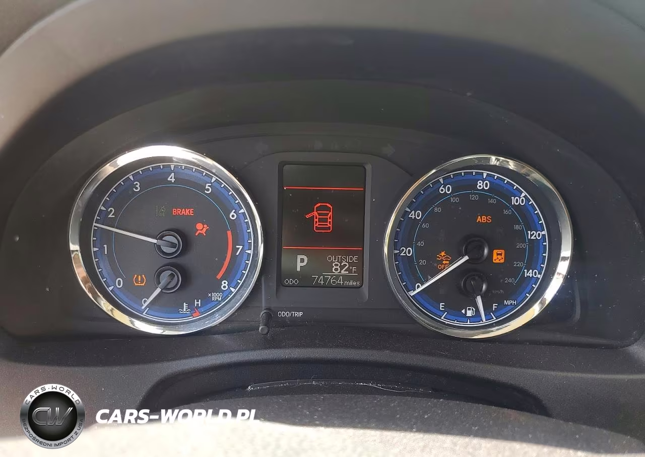 2018 Toyota Corolla Le VIN:2T1BURHE3JC062470 - 9