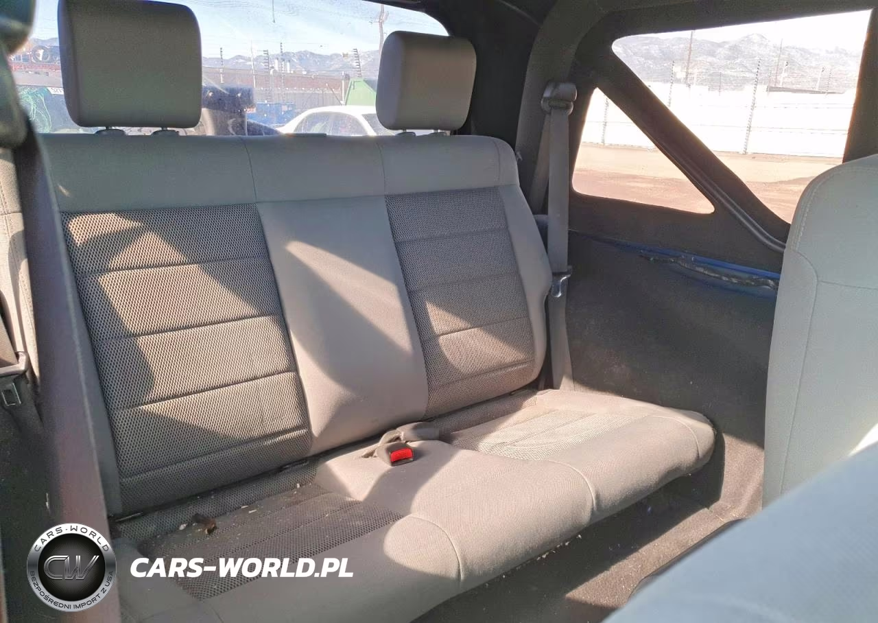 2009 Jeep Wrangler Sahara VIN:1J8FA54119L735906 - 10
