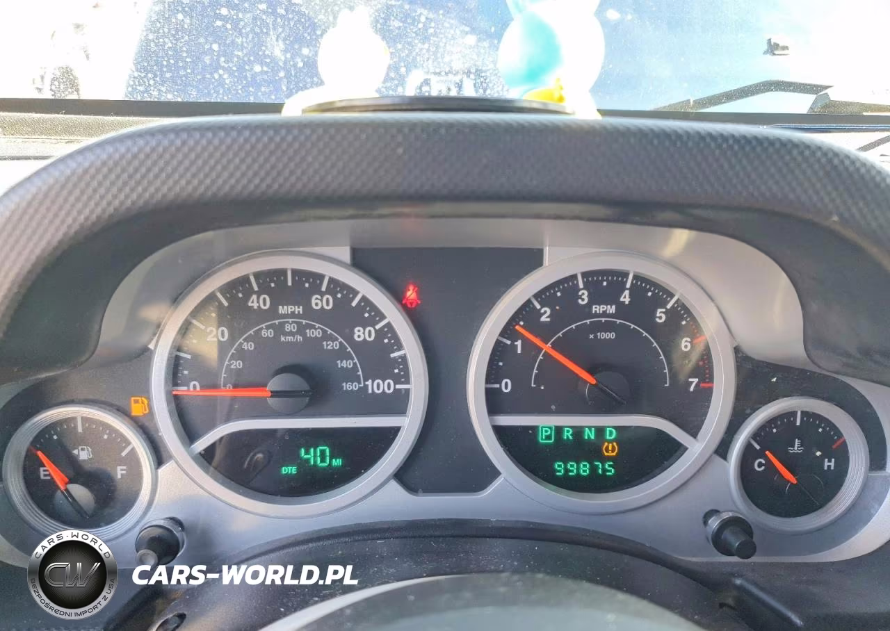 2009 Jeep Wrangler Sahara VIN:1J8FA54119L735906 - 9
