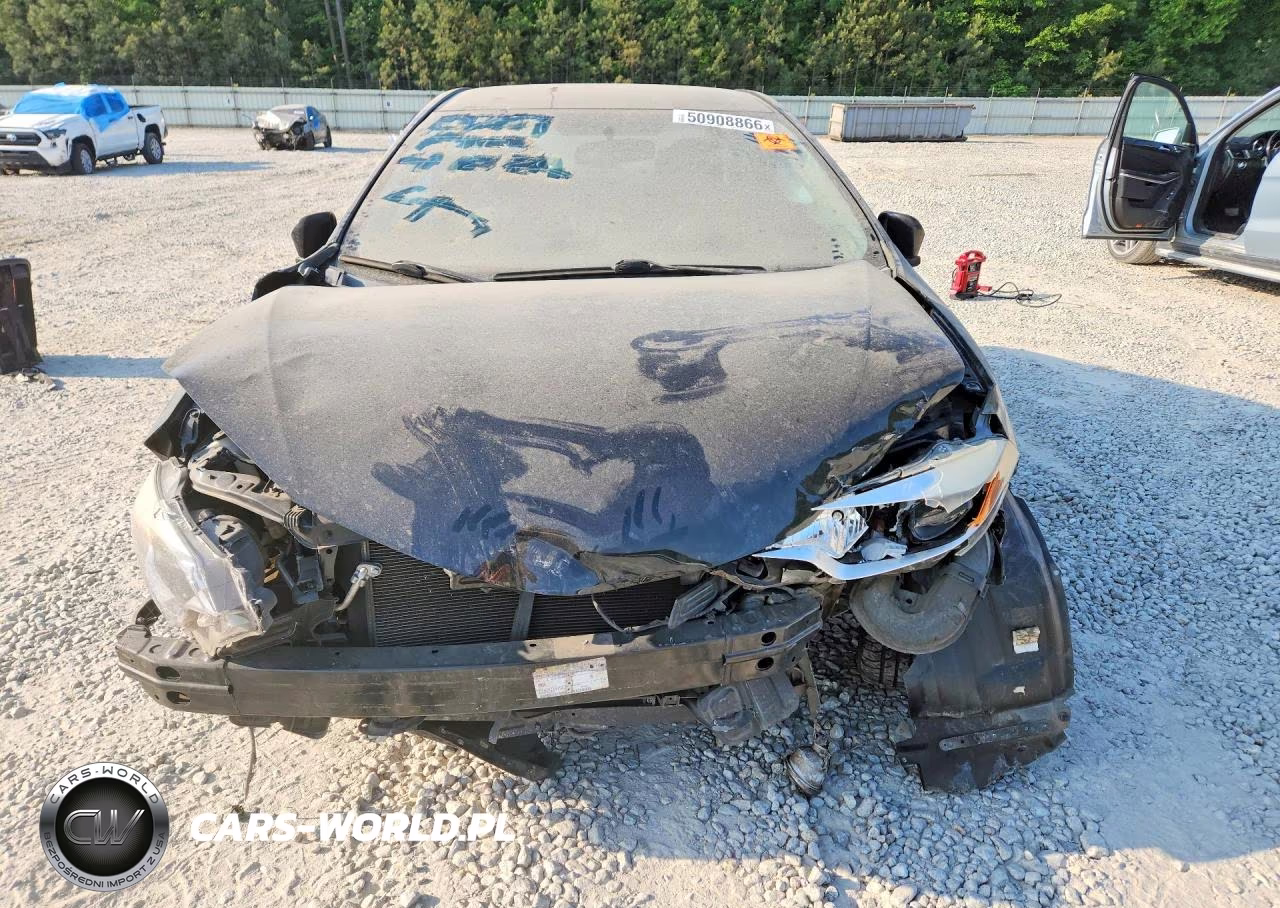2016 Toyota Corolla Le Plus VIN:5YFBURHE6GP470759 - 5