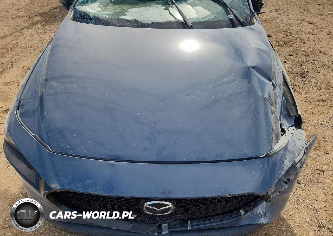 2022 Mazda 3 Premium VIN:JM1BPAML7N1516680 - 11