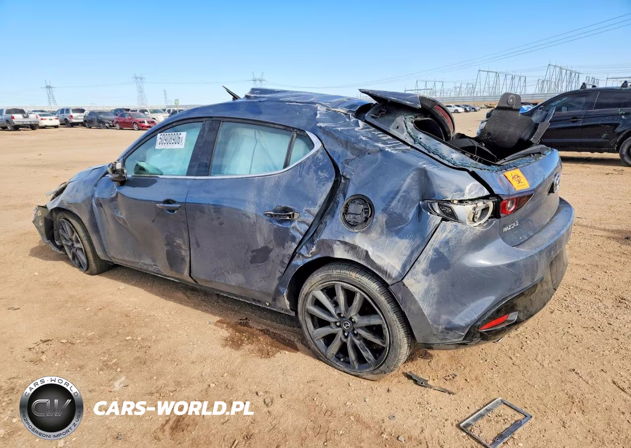 2022 Mazda 3 Premium VIN:JM1BPAML7N1516680 - 2