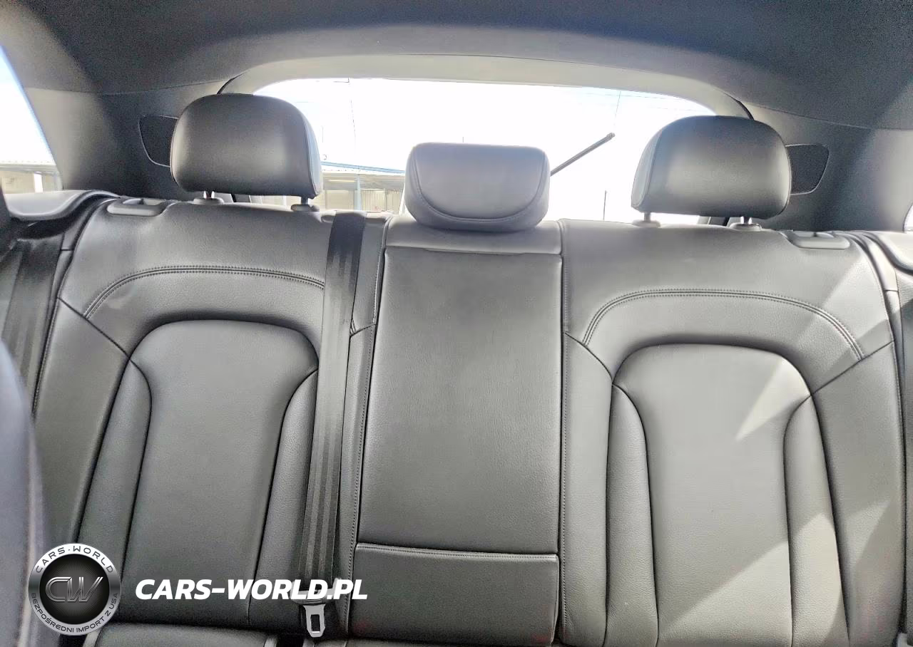 2018 Audi Q3 Premium Plus VIN:WA1JCCFS6JR019357 - 10