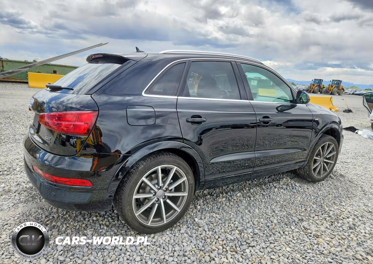 2018 Audi Q3 Premium Plus VIN:WA1JCCFS6JR019357 - 3