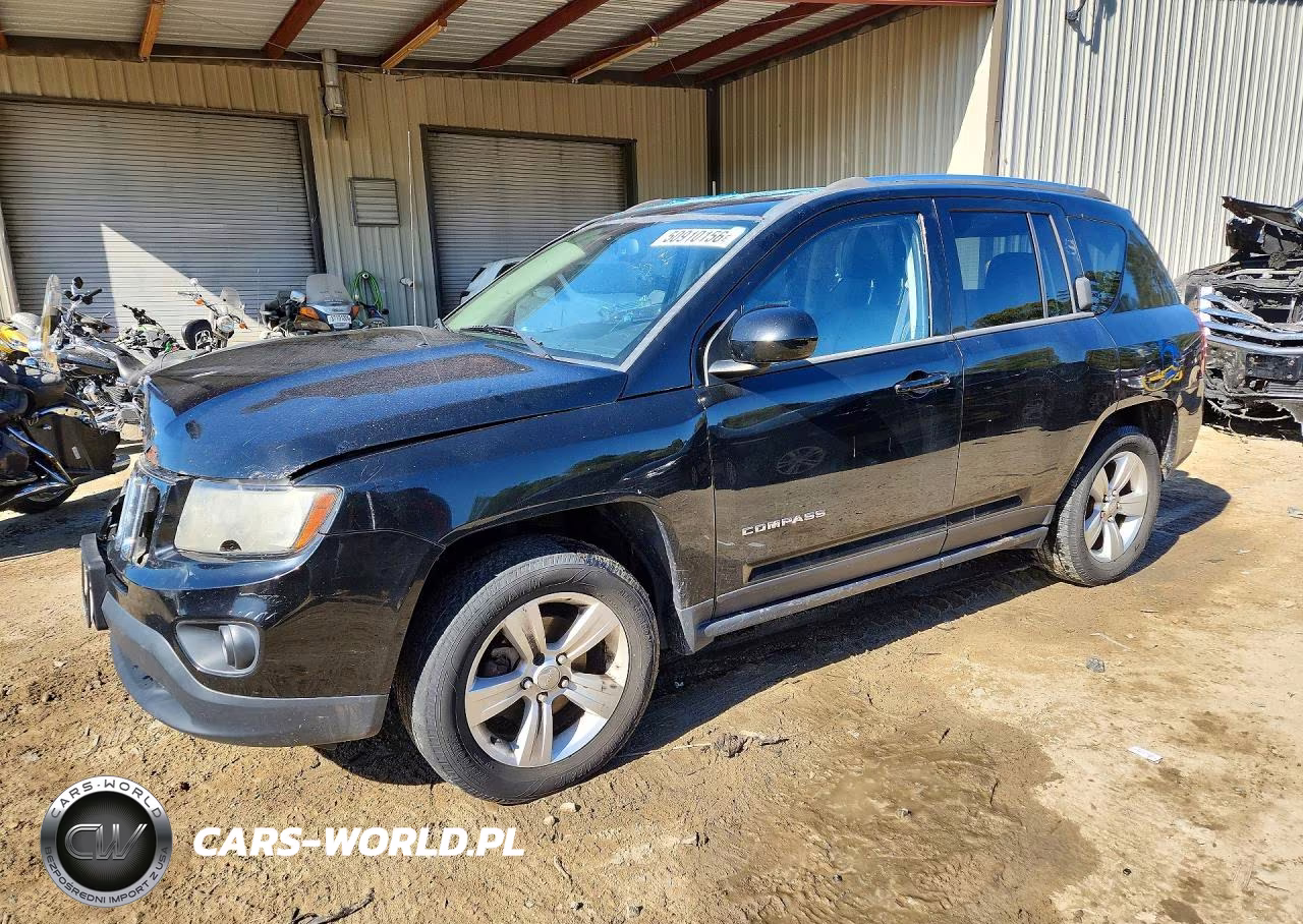 2014 Jeep Compass Latitude – zdjęcie 1 z 13