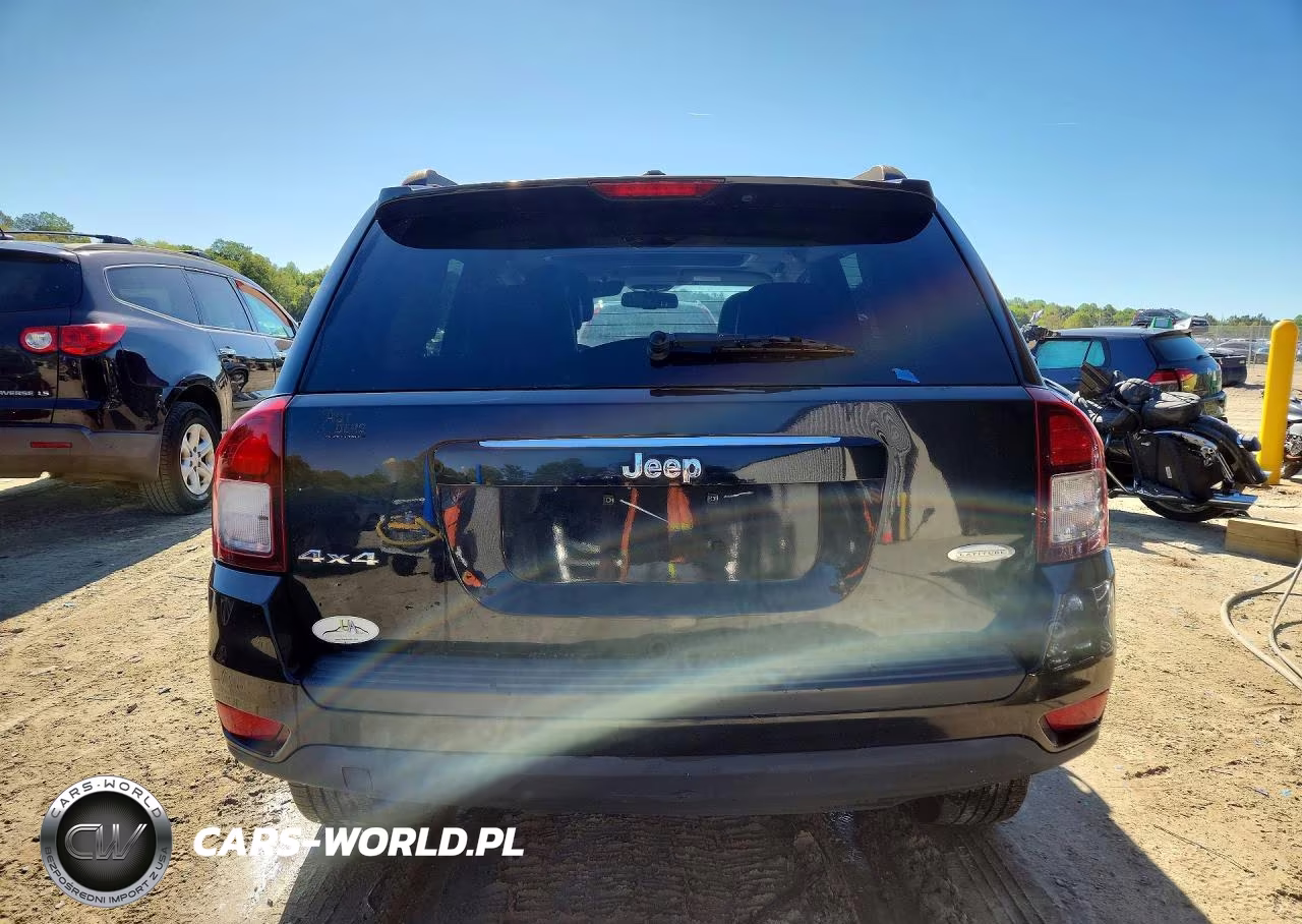 2014 Jeep Compass Latitude VIN:1C4NJDEB9ED816483 - 6