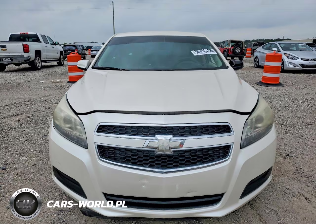 2013 Chevrolet Malibu 1Lt VIN:1G11D5RR8DF113553 - 5