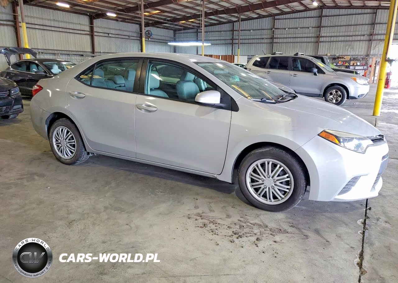 2015 Toyota Corolla L VIN:5YFBURHEXFP198263 - 4