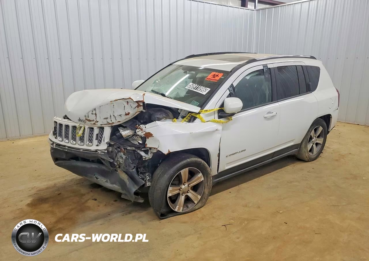 2017 Jeep Compass Latitude – zdjęcie 1 z 12