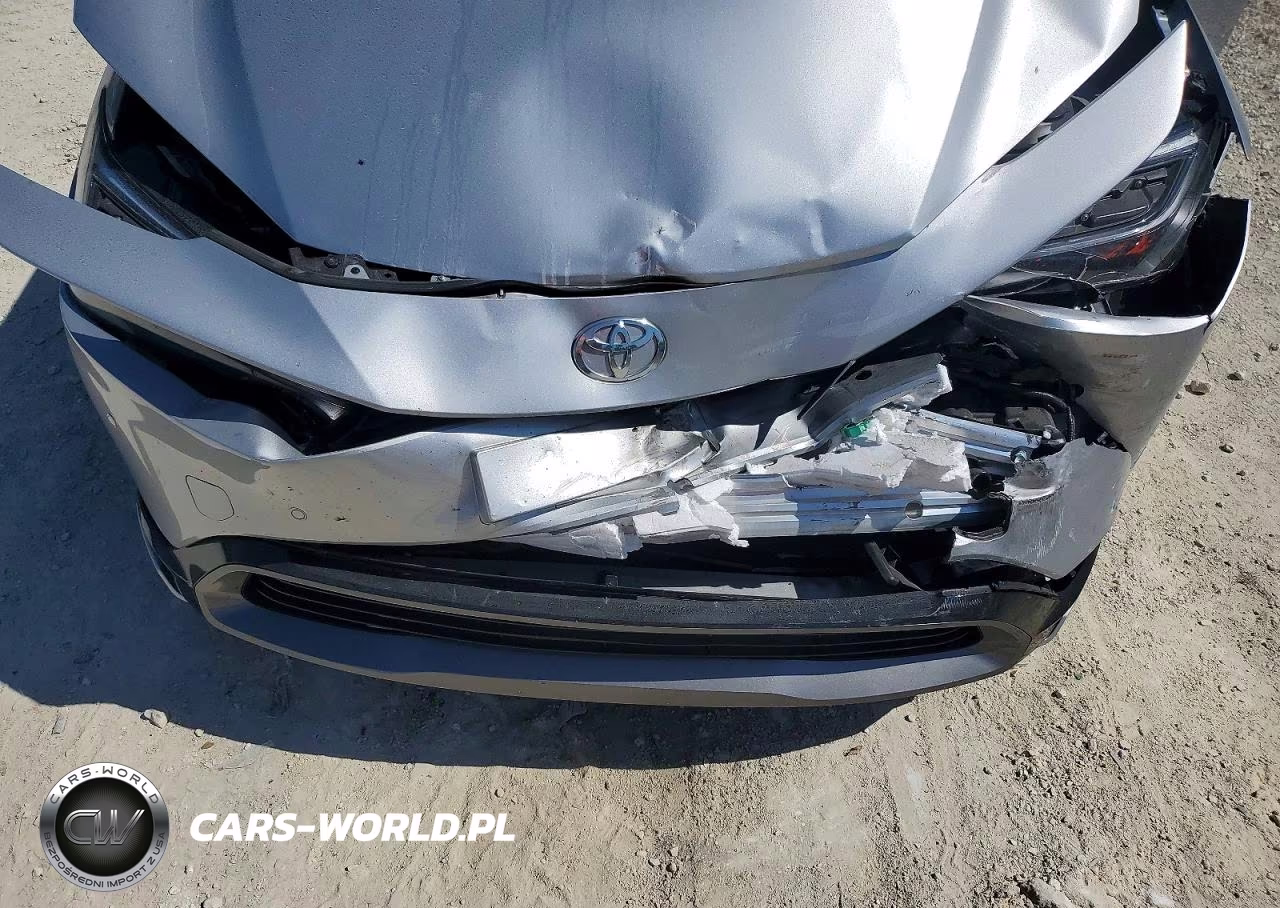 2024 Toyota Prius Xle VIN:JTDACAAU1R3030591 - 11