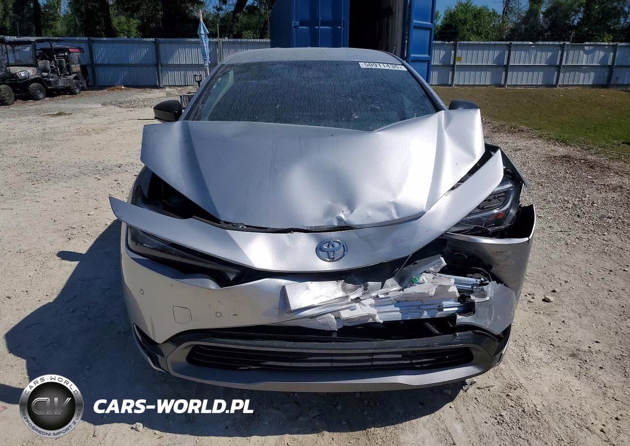 2024 Toyota Prius Xle VIN:JTDACAAU1R3030591 - 5