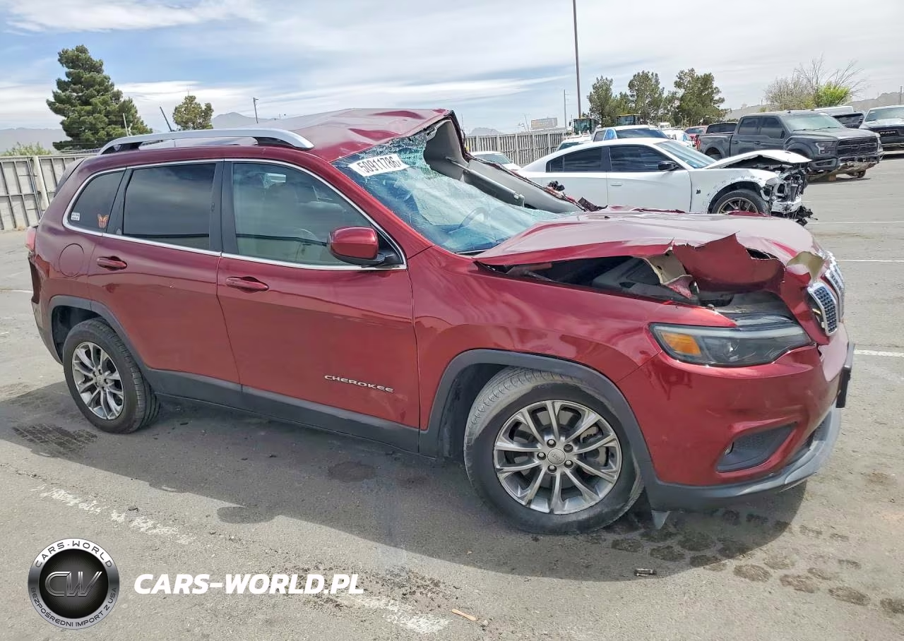 2019 Jeep Cherokee Latitude Plus VIN:1C4PJLLB2KD144848 - 4