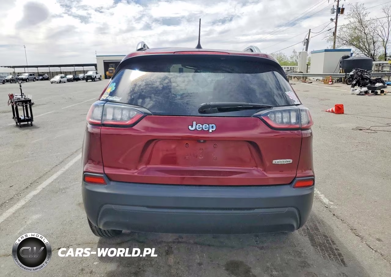 2019 Jeep Cherokee Latitude Plus VIN:1C4PJLLB2KD144848 - 6