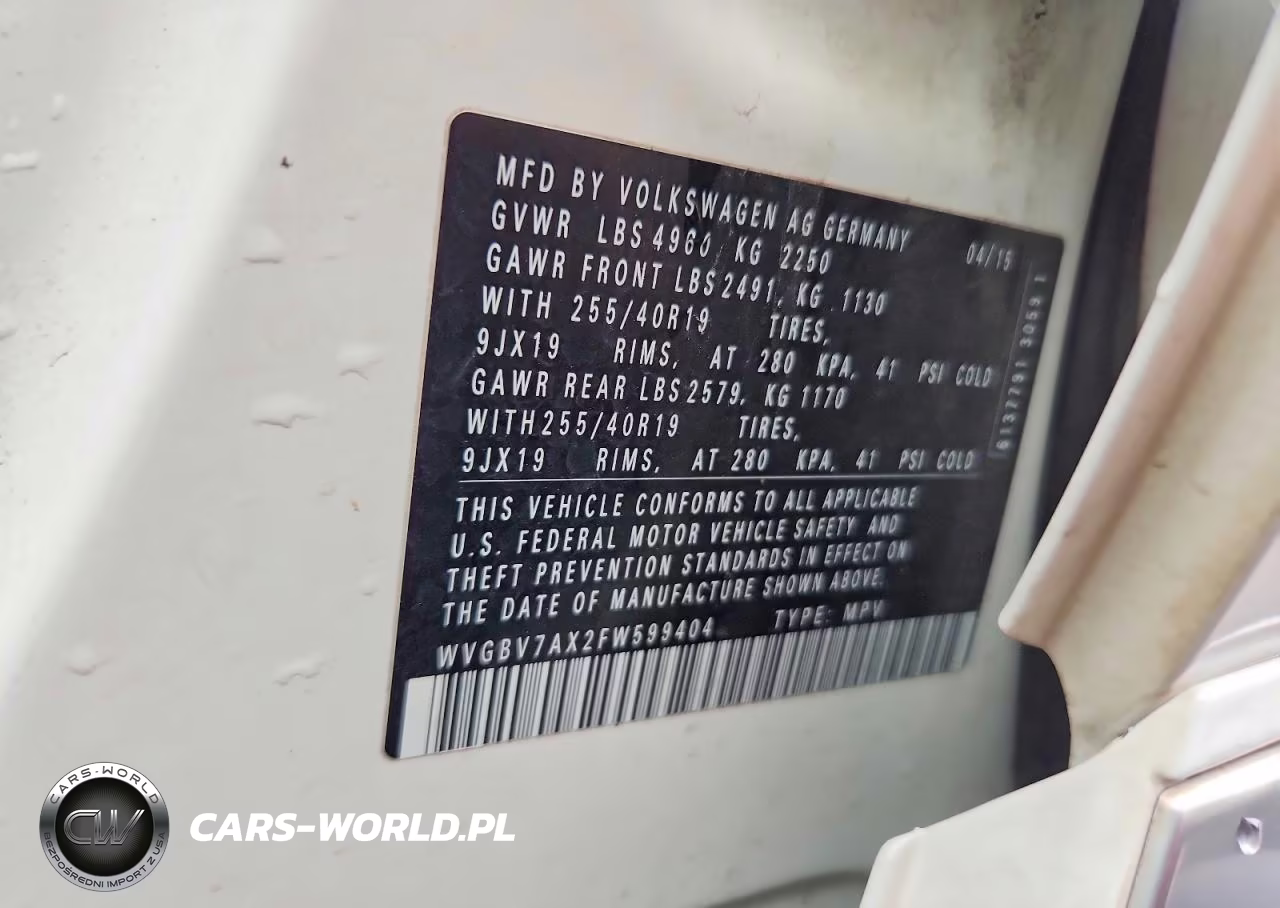2015 Volkswagen Tiguan S VIN:WVGBV7AX2FW599404 - 14