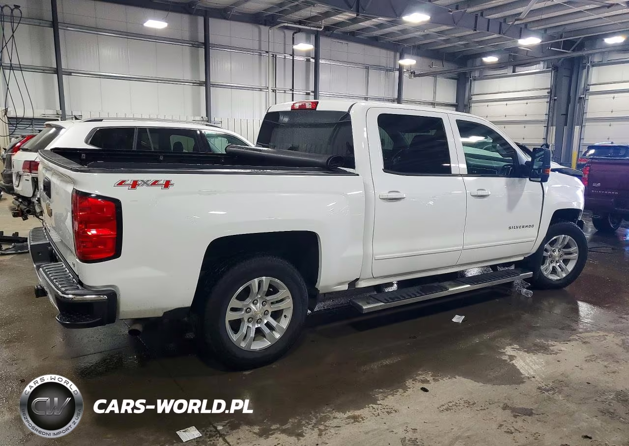 2017 Chevrolet Silverado K1500 Lt VIN:3GCUKREC3HG227645 - 3