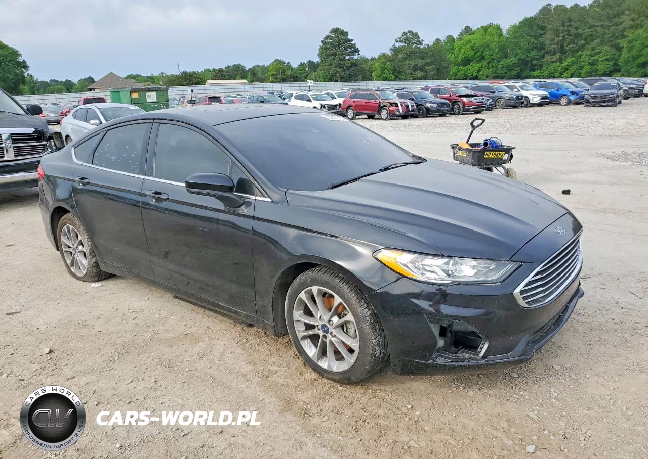2019 Ford Fusion Se VIN:3FA6P0HD9KR280829 - 4