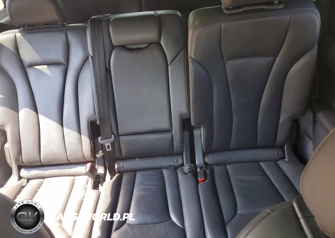 2018 Audi Q7 Premium VIN:WA1AHAF78JD007337 - 10