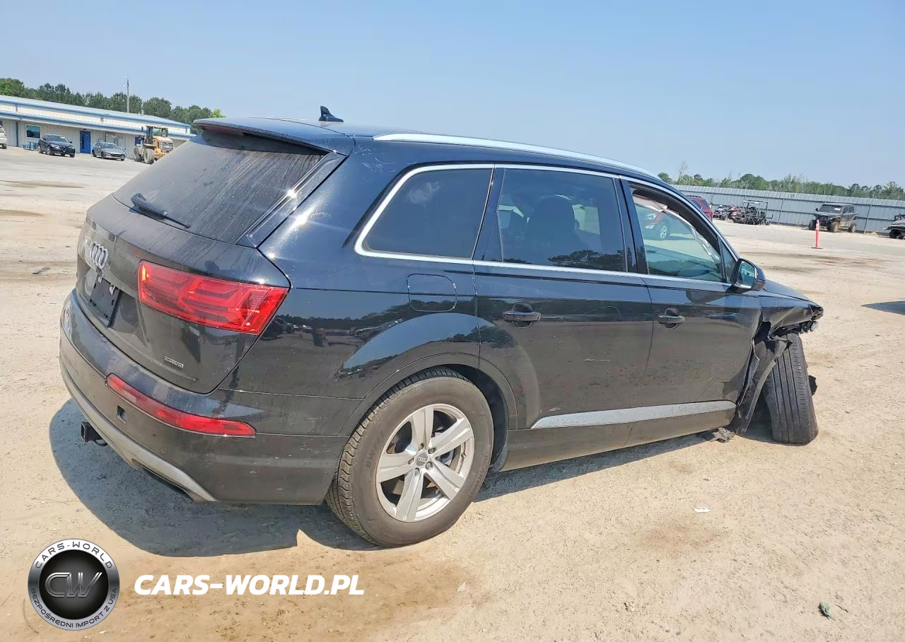 2018 Audi Q7 Premium VIN:WA1AHAF78JD007337 - 3