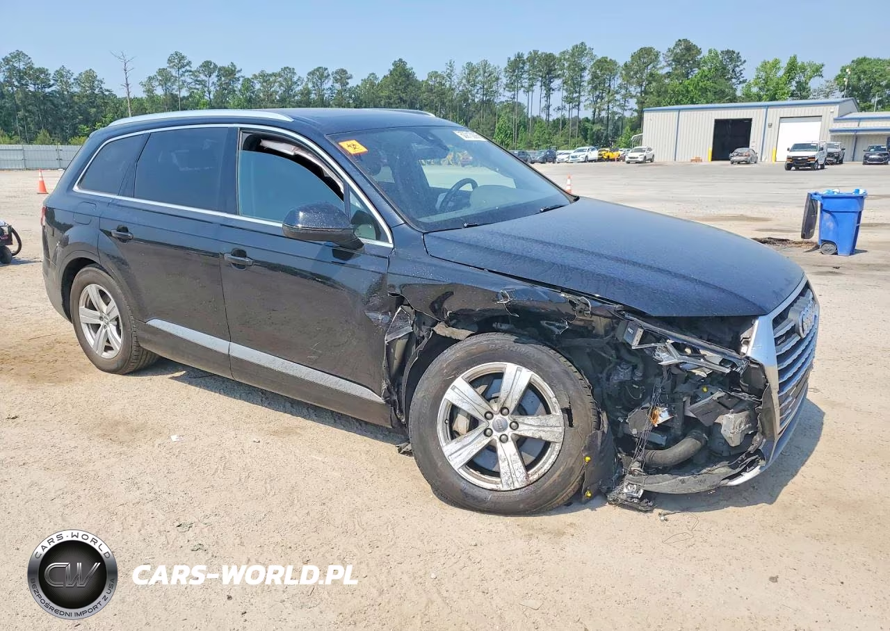 2018 Audi Q7 Premium VIN:WA1AHAF78JD007337 - 4