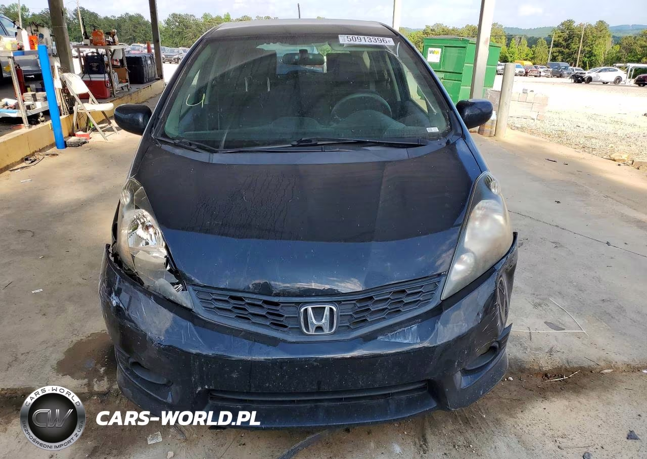2012 Honda Fit Sport VIN:JHMGE8H59CC012115 - 5