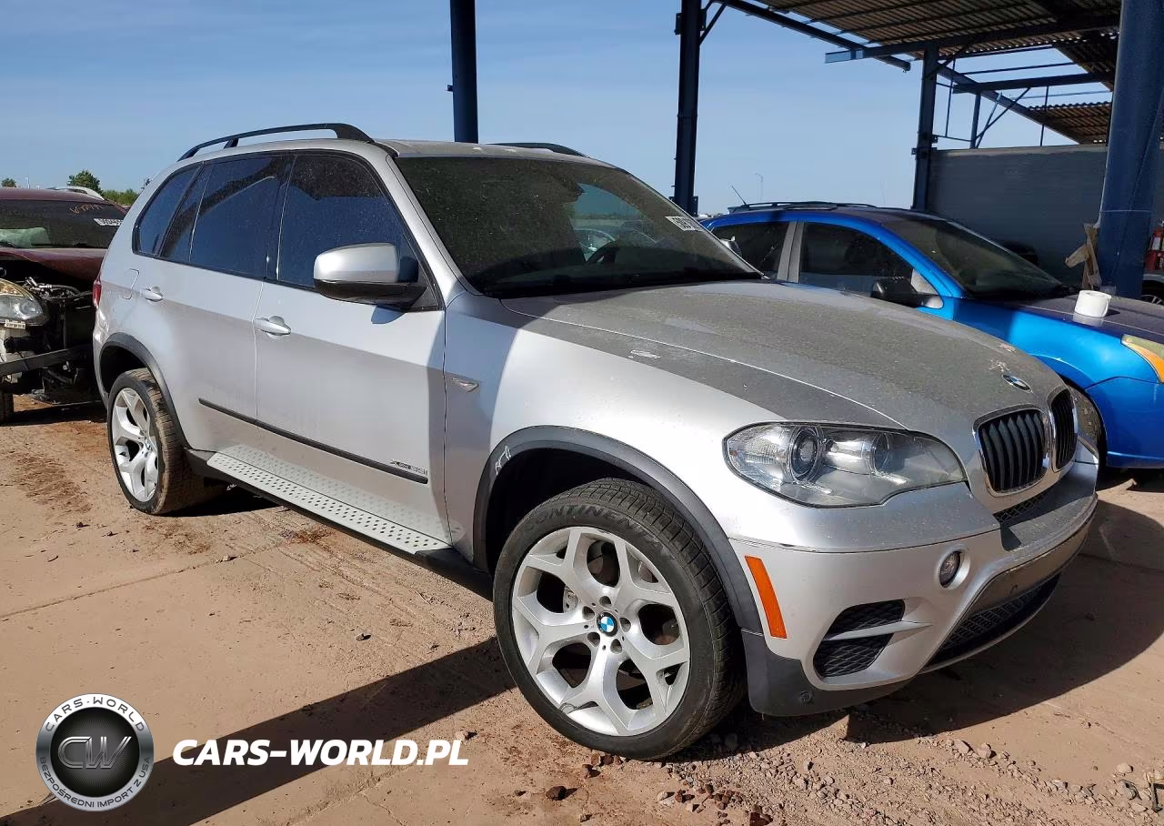 2013 BMW X5 xDrive35I VIN:5UXZV4C59D0E02713 - 4