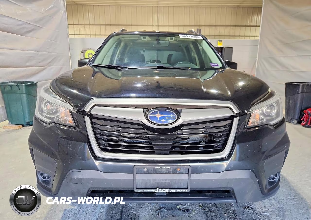 2019 Subaru Forester Premium VIN:JF2SKAEC6KH509804 - 5