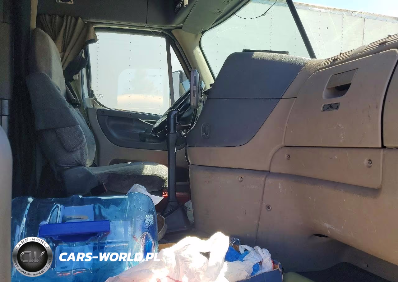 2014 Freightliner Cascadia Semi Truck VIN:1FUJGLD50ELFU2580 - 5