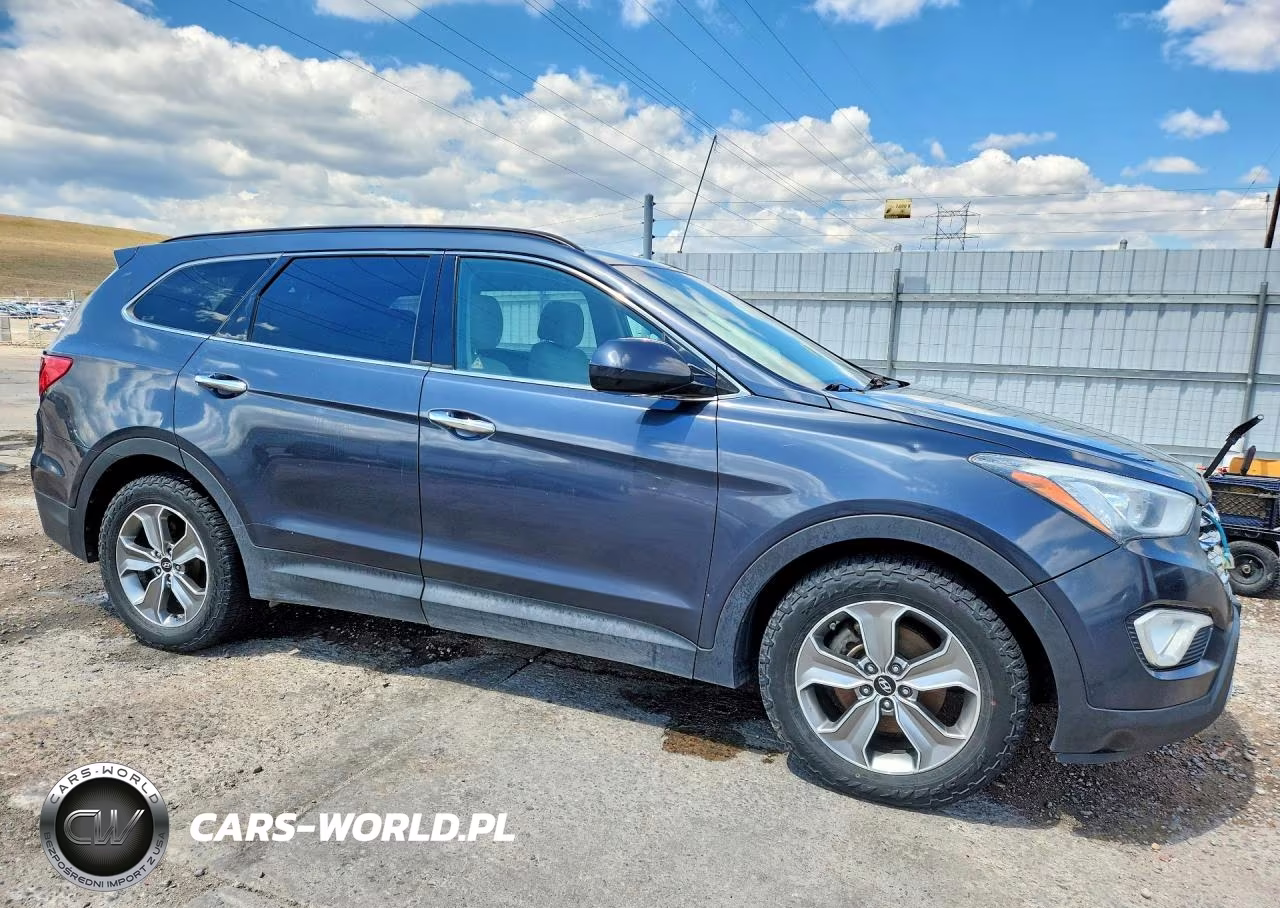 2015 Hyundai Santa Fe Gls VIN:KM8SMDHF1FU097557 - 4