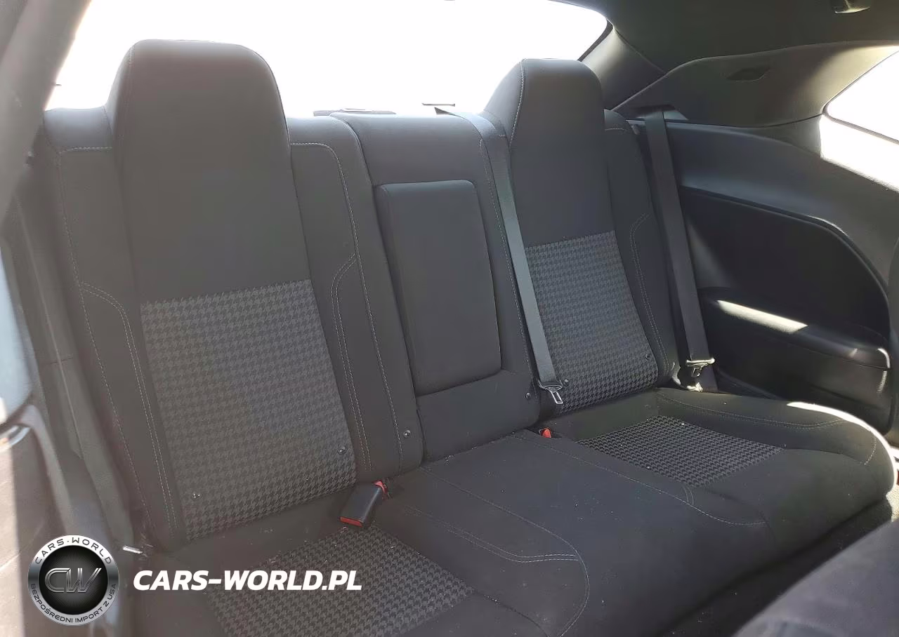 2019 Dodge Challenger Sxt VIN:2C3CDZGG1KH752527 - 10