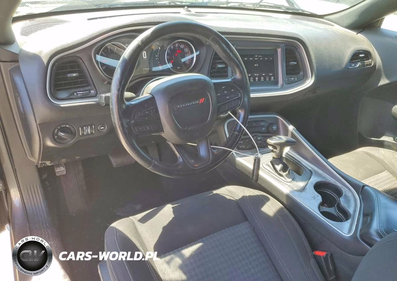 2019 Dodge Challenger Sxt VIN:2C3CDZGG1KH752527 - 8
