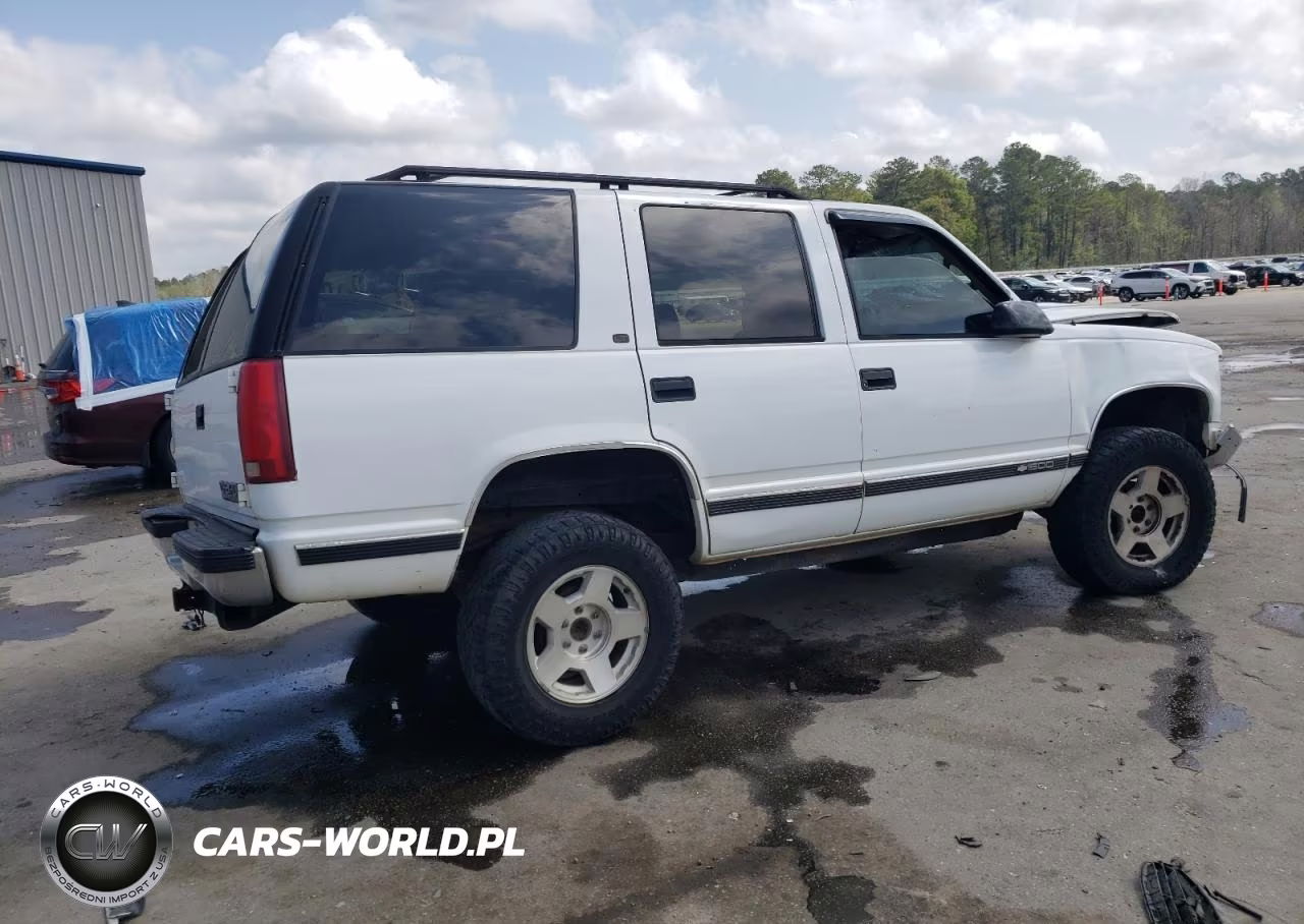 1999 Chevrolet Tahoe K1500 VIN:1GNEK13R8XJ398392 - 3